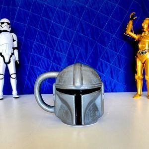 Star Wars Mandalorian helmet mug 6-7-5 In. (Brand new unused)
